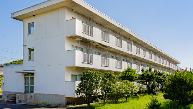 清友寮(男子寮)